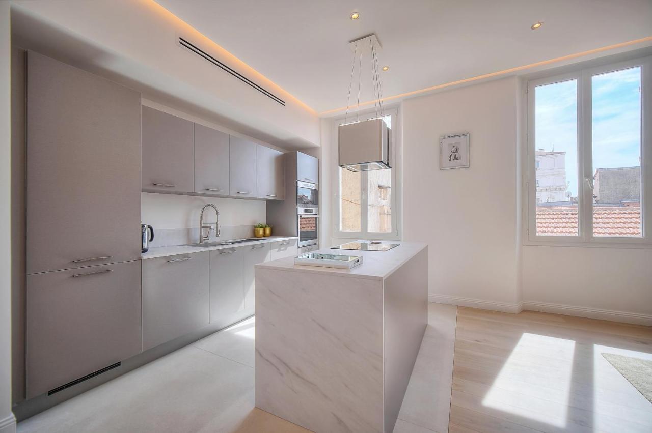 Standing - Neuf - Croisette- Palais Des Festivals - 6 Pers -3 Chbres Apartment