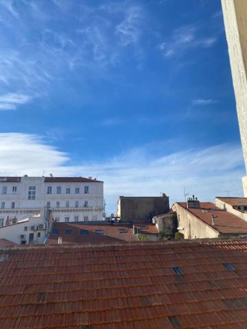 Apartment Standing - Neuf - Croisette- Palais Des Festivals - 6 Pers -3 Chbres *